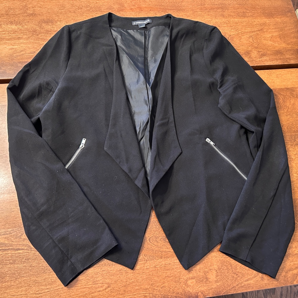 Wearhouse One Women's Blazer with Zipper pockets